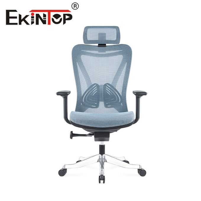стул компьютера игры