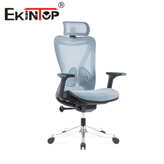 стул компьютера игры