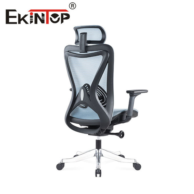 стул компьютера игры